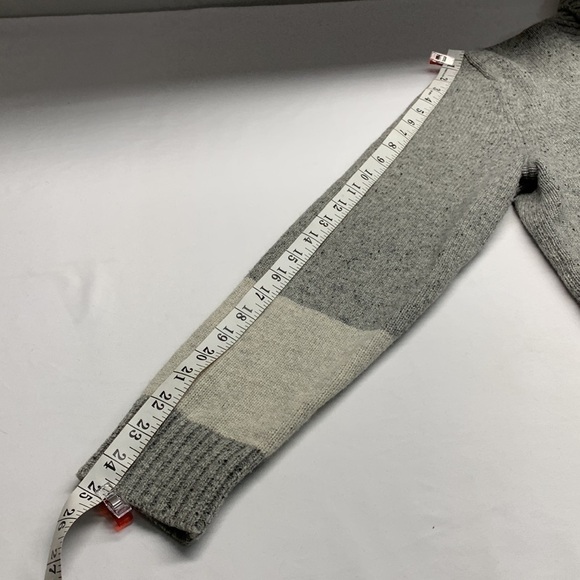 Gap Lambs Wool Shawl Neck Sweater Size Medium Grey/Beige - Picture 7 of 9